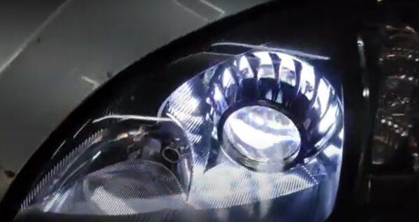 Farol Chevrolet Corsa e Montana