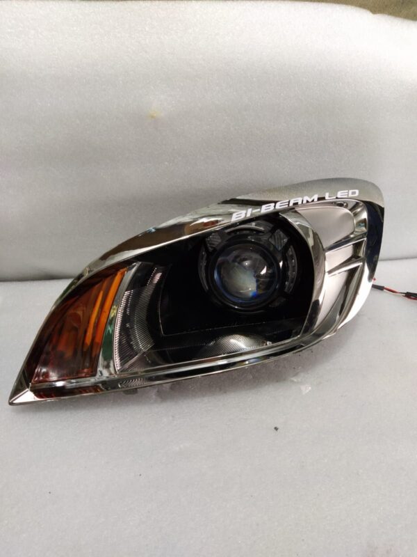 Farol Chevrolet Celta Projetor biled e DRL Porche
