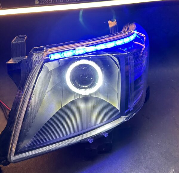 Farol Toyota Hilux 2012-2015 com PROJETOR BI-LED e DRL