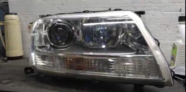 Serviço Farol Suzuki Grand Vitara