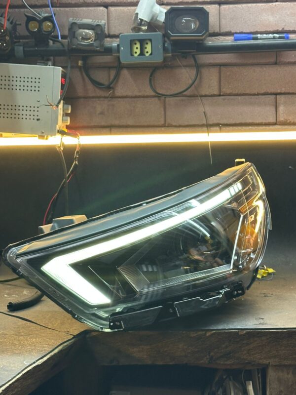 Farol Hyundai HB20 2024 - 2025