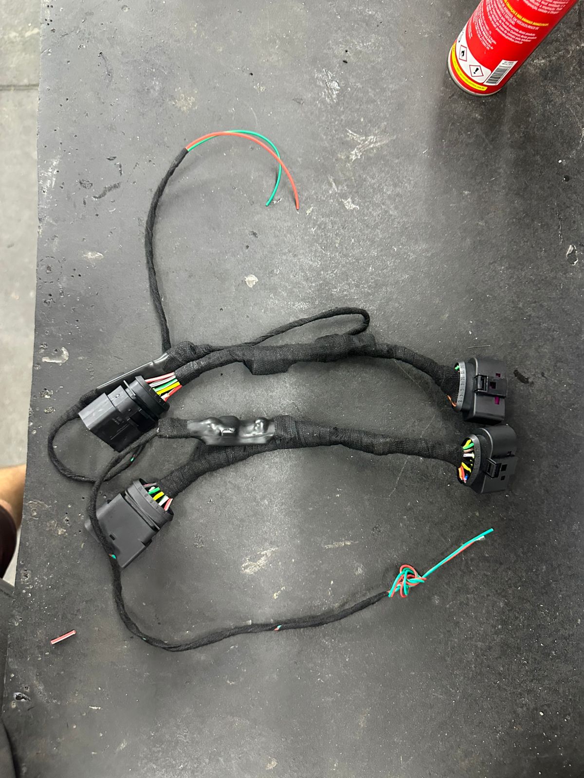 Chicote adaptador Farol Volkswagen Amrok 2020 para 2026 - Imagem 2