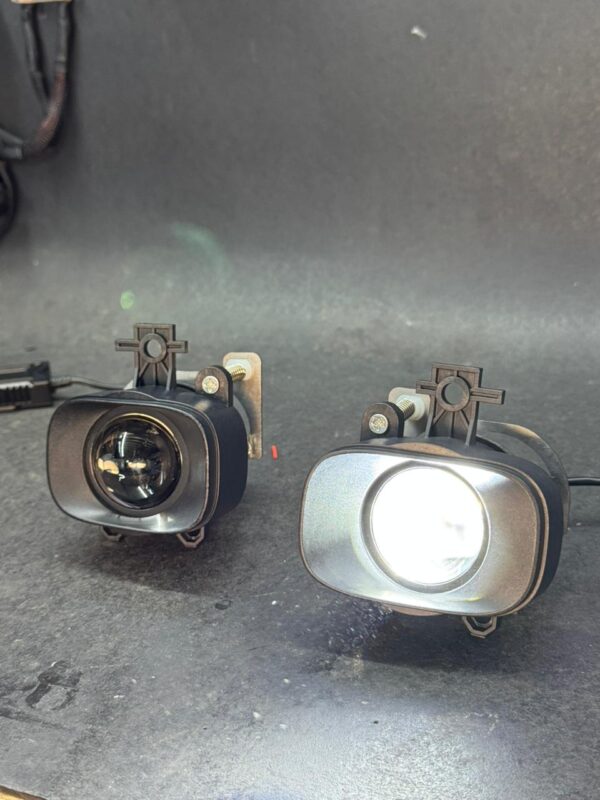 Neblina Nissan kicks bi led 2.0